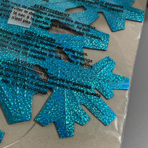 Foil snowflake bundle - Picture 5 of 7